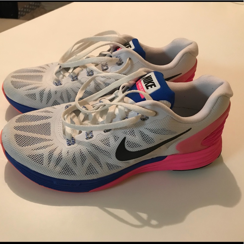 Women’s Nike LunarGlide Tennis Shoes